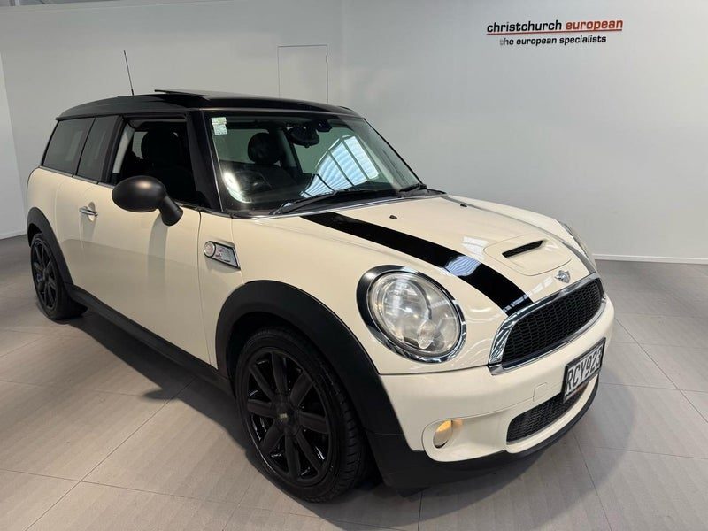 2009 MINI Cooper S Coupe, photo 2