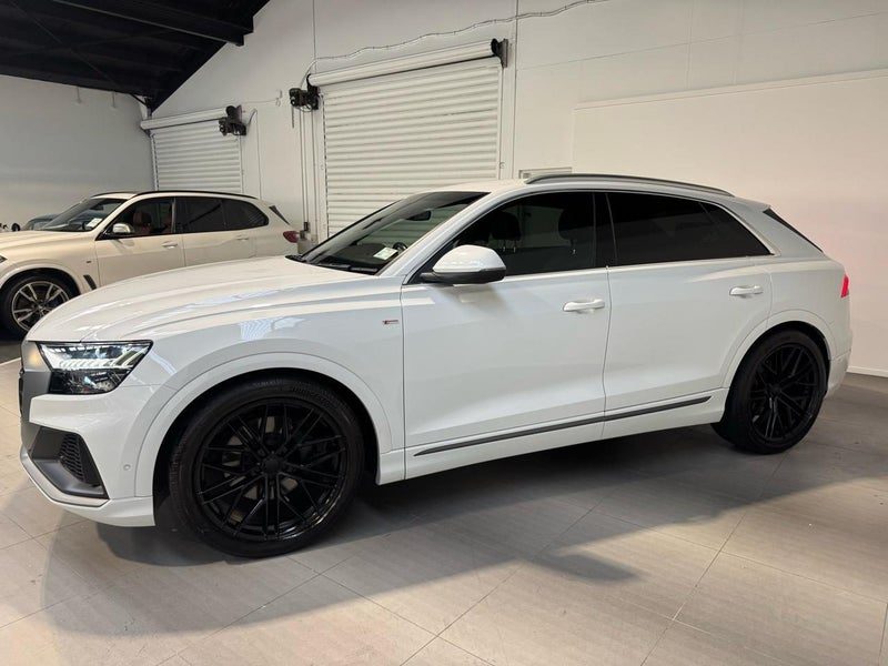 2019 Audi Q8 55 TFSI Quattro S-Line, photo 3