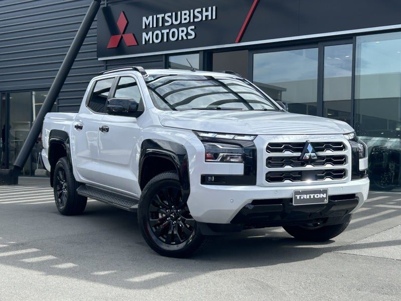 2026 Mitsubishi Triton VRX 4x4 6 Speed Auto D/C