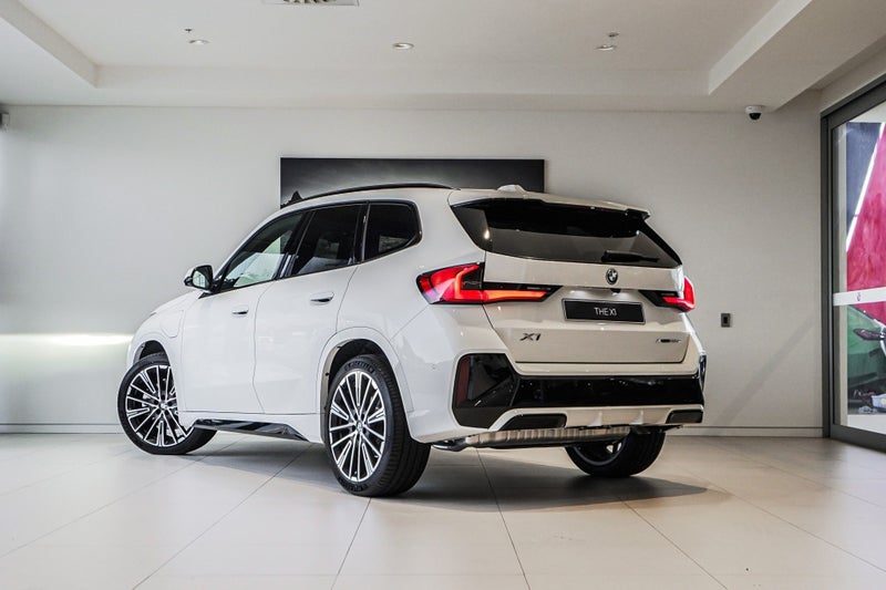 2026 BMW X1 xDrive25e, photo 2