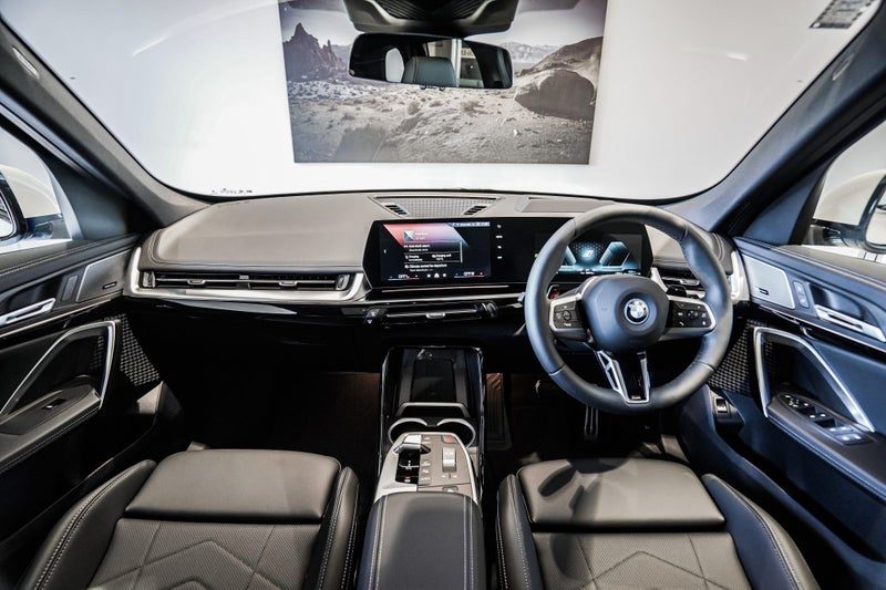 2026 BMW X1 xDrive25e, photo 3