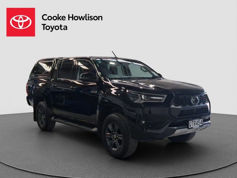 2024 Toyota Hilux SR5 Hybrid 4X4