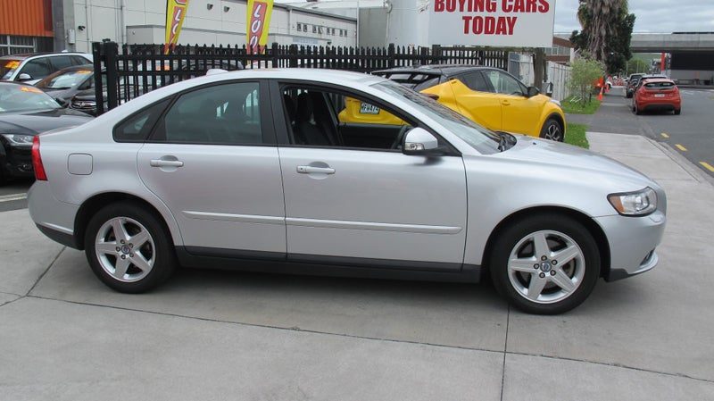 2010 Volvo S40 V50