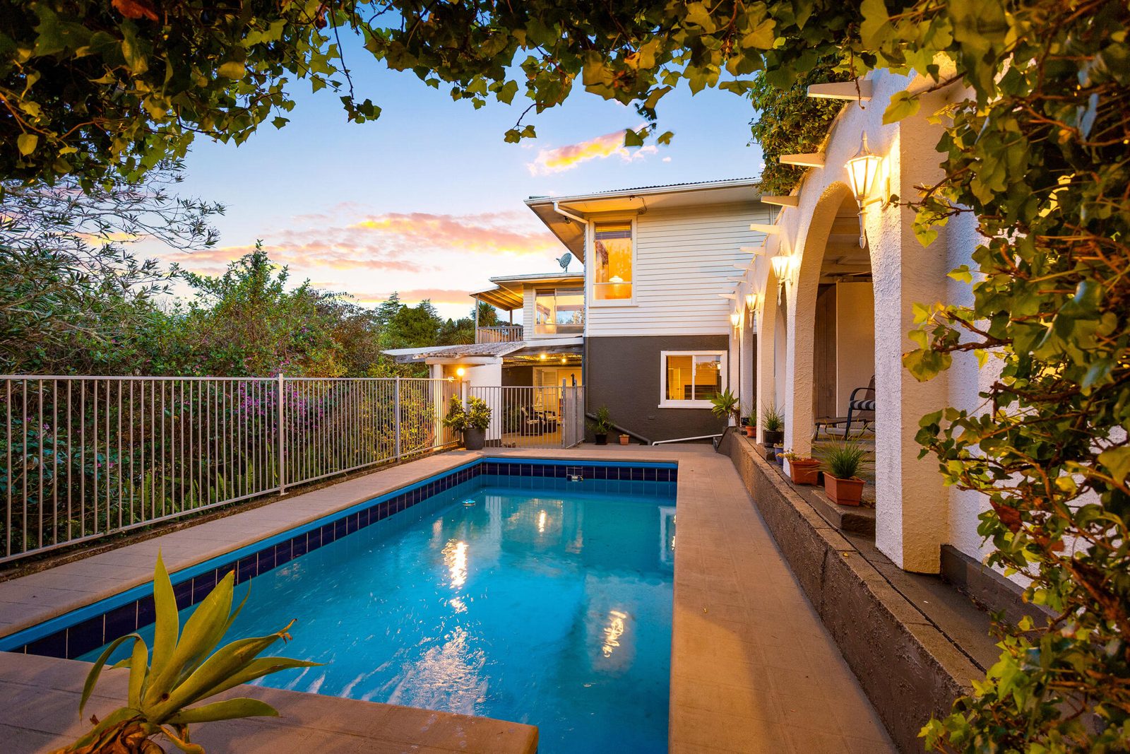 108 Takahe Road, Titirangi, photo 1