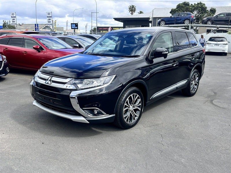 2017 Mitsubishi Outlander 20G 7 Seater, photo 3