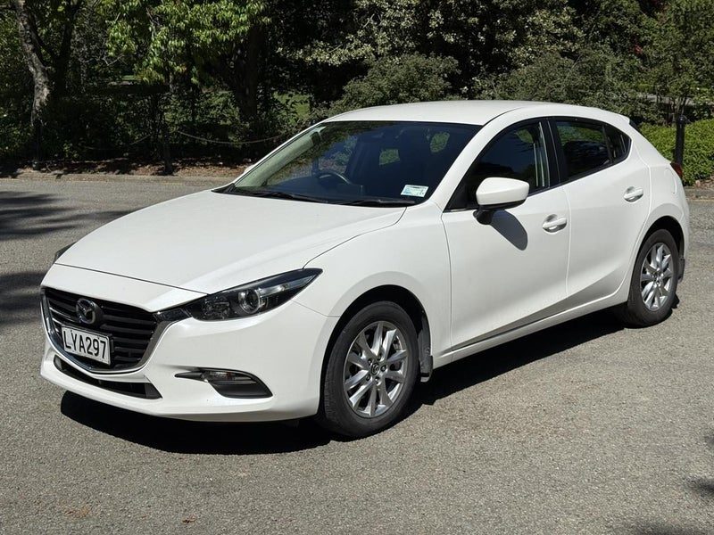 2019 Mazda 3 GLX, photo 2