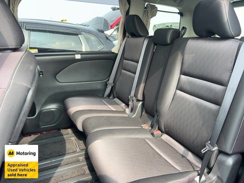 2017 Nissan Serena Highway Star Hybrid, photo 3