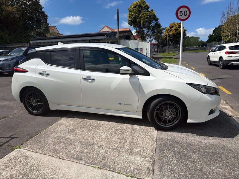 2020 Nissan Leaf S 40kWh 89% SOH, photo 2