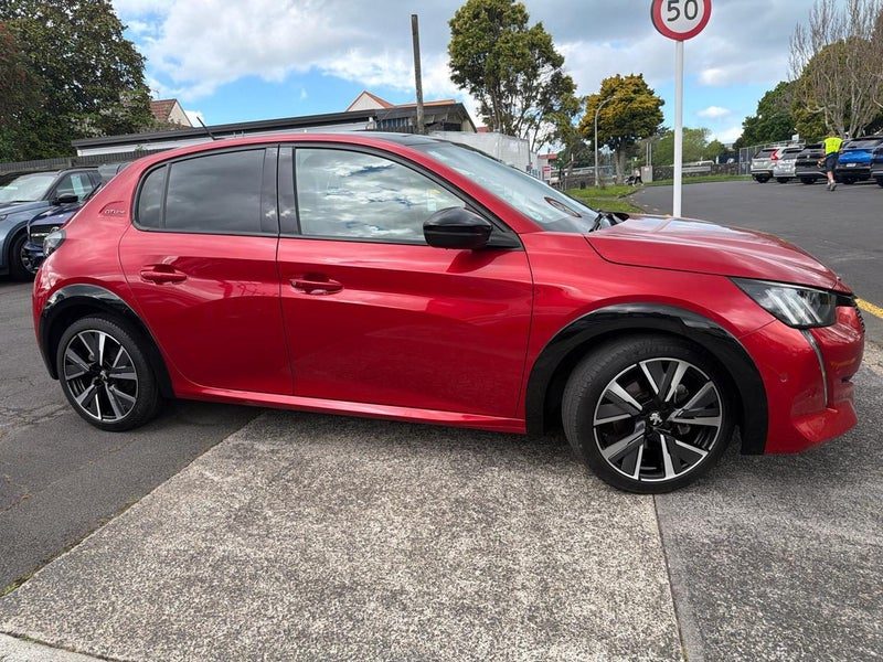 2020 Peugeot 208 1.2 GT Line Apple Car Play, photo 3