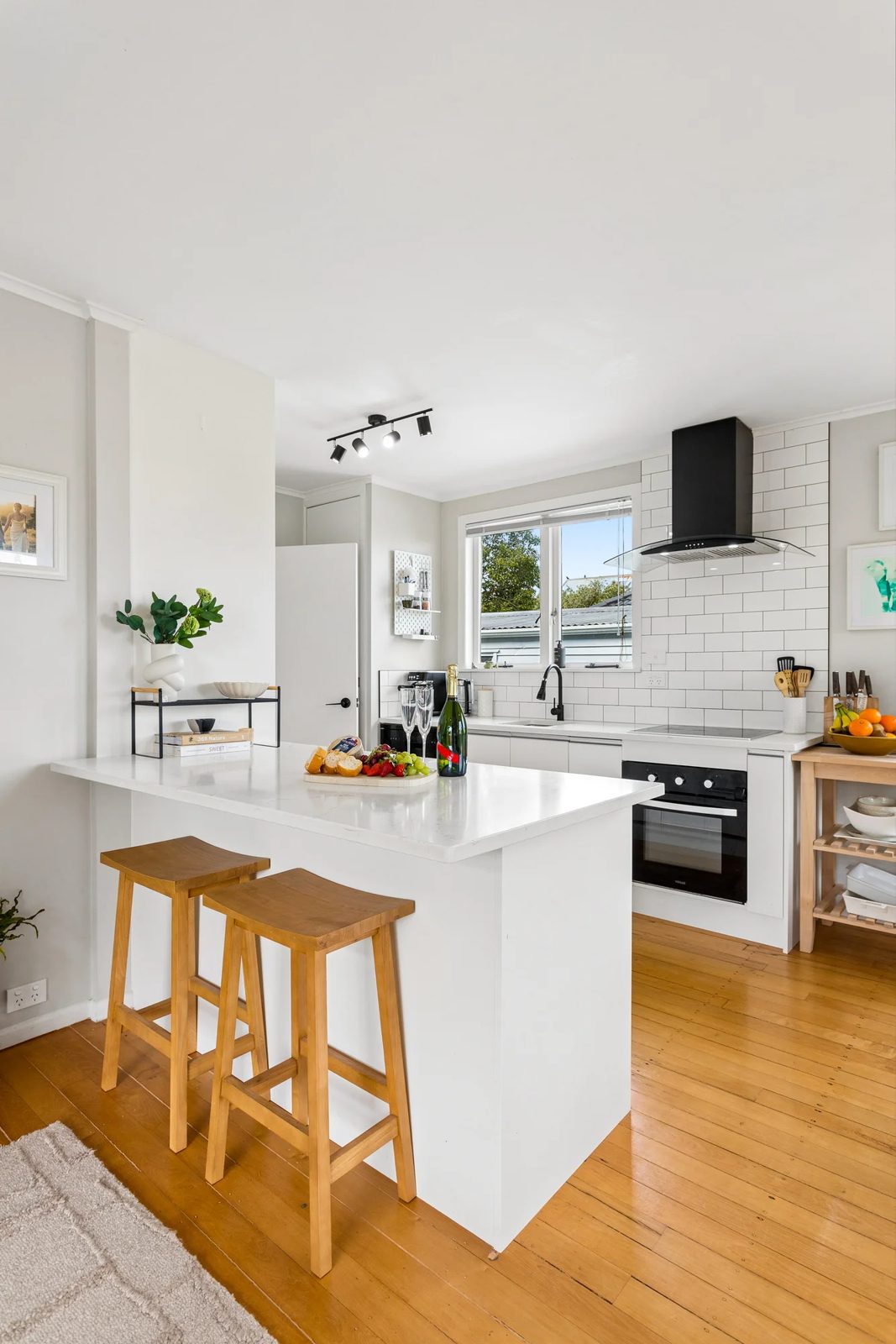 48 Longburn Road, Henderson, photo 4