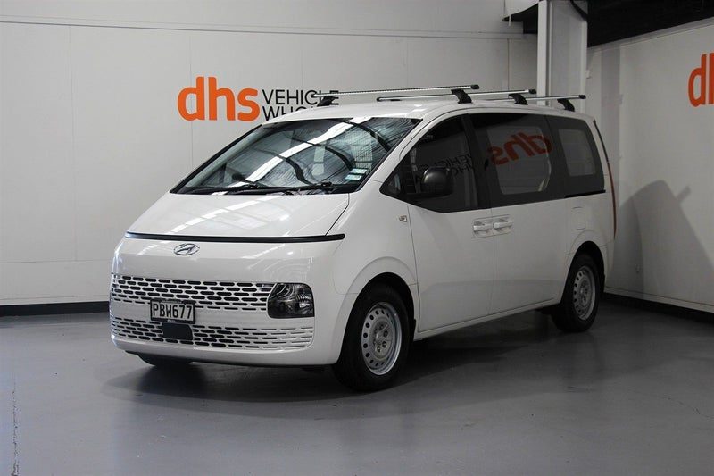 2022 Hyundai Staria Load 2.2 Auto, photo 3