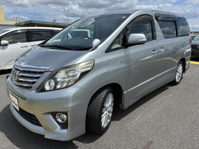 2013 Toyota Alphard 240S 8-Seater, photo 3