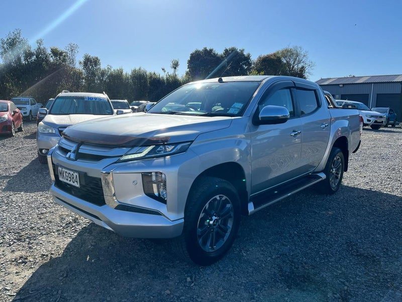 2019 Mitsubishi Triton VRX, photo 3