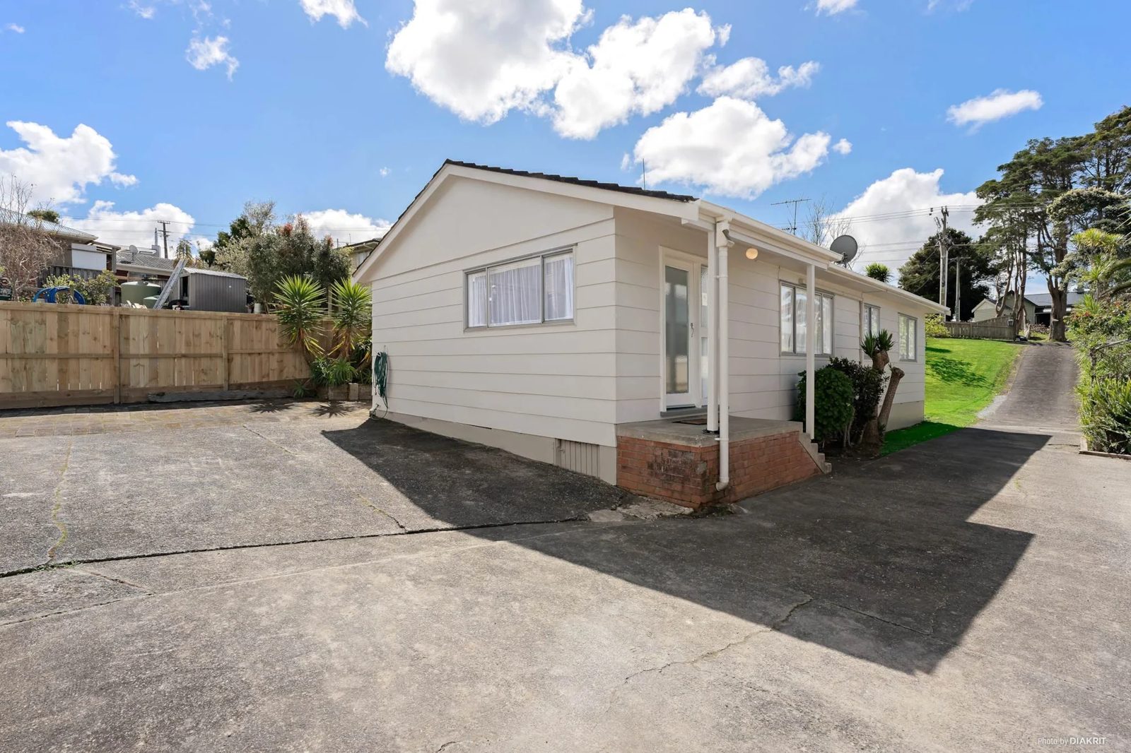 52 Glengarry Road, Glen Eden, photo 6