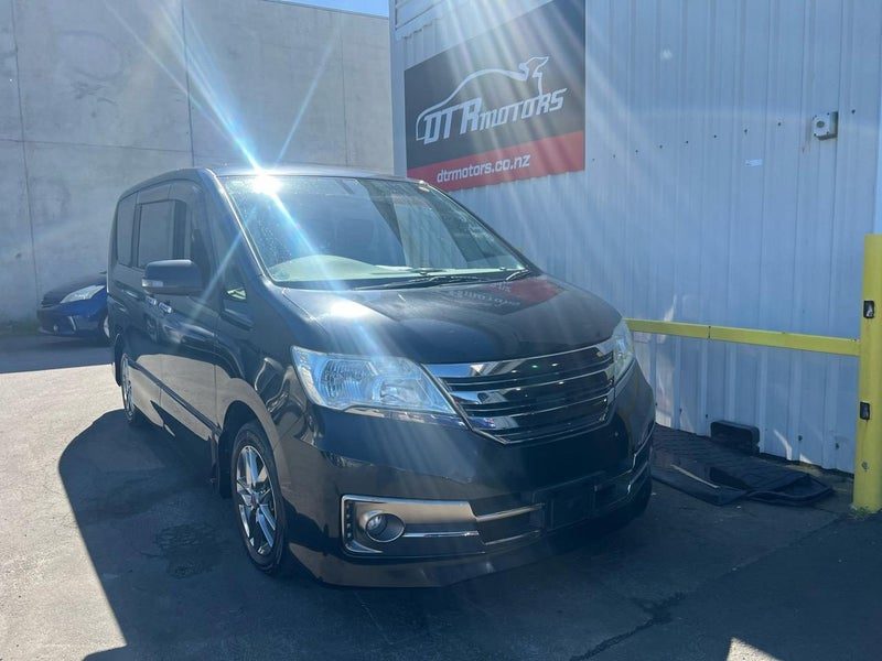 2012 Nissan Serena RIDER