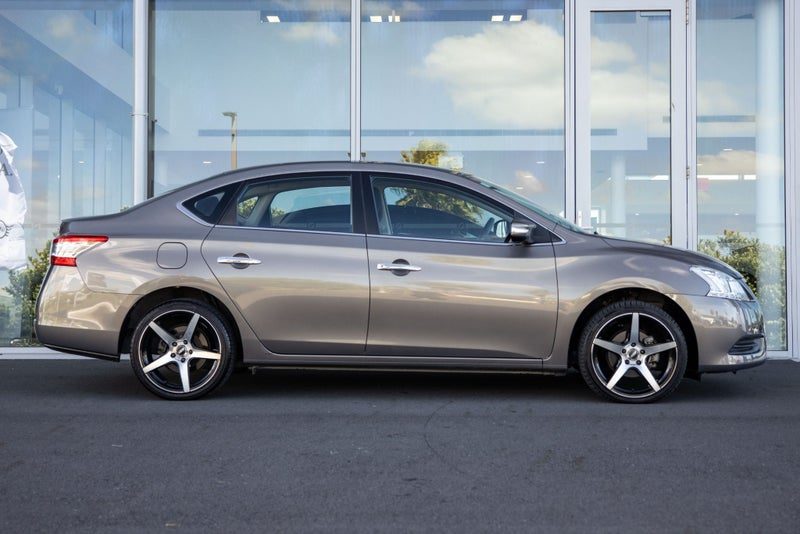 2016 Nissan Pulsar St, photo 3
