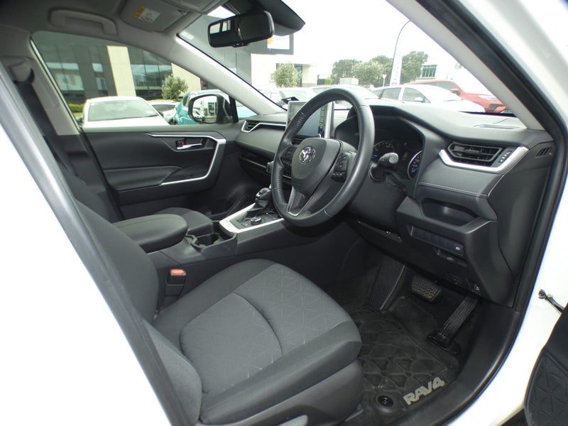 2021 Toyota RAV4 GXL 2.5P HV ECVT AWD SUV/5D/5S, photo 2