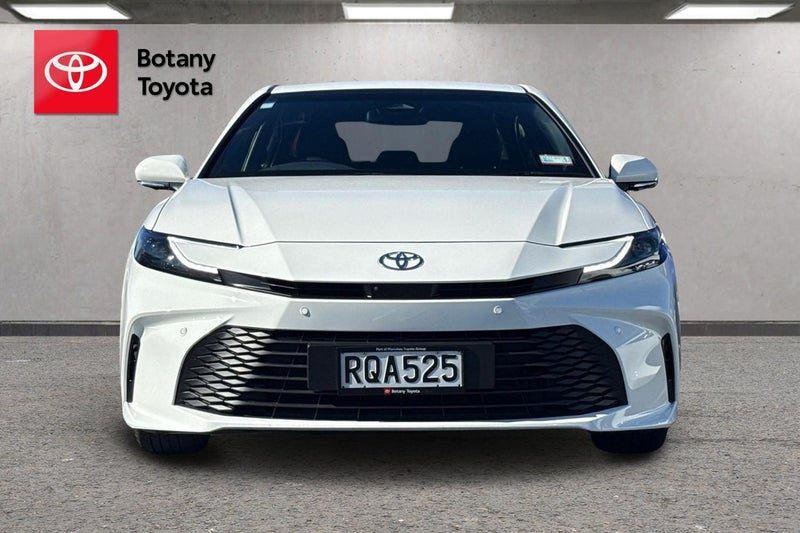 2026 Toyota Camry GX, photo 3