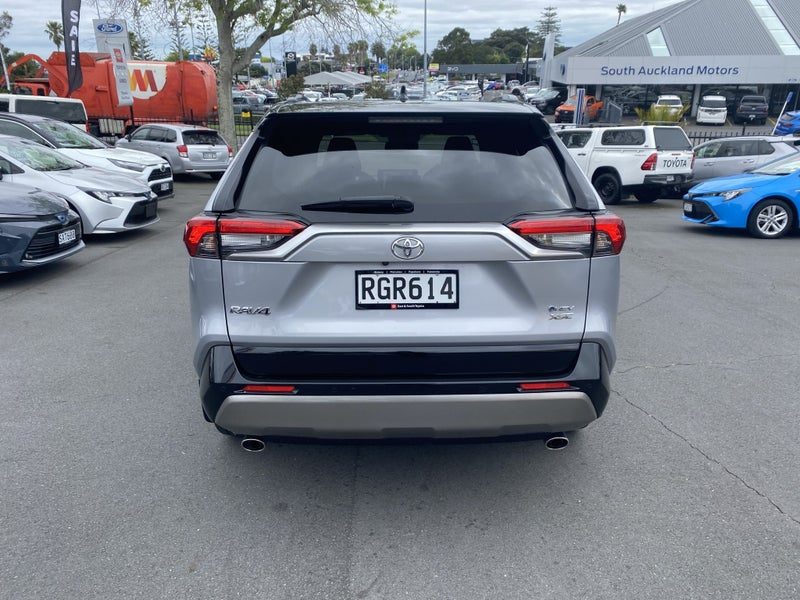 2025 Toyota RAV4 XSE 2.5P Hybrid, photo 3