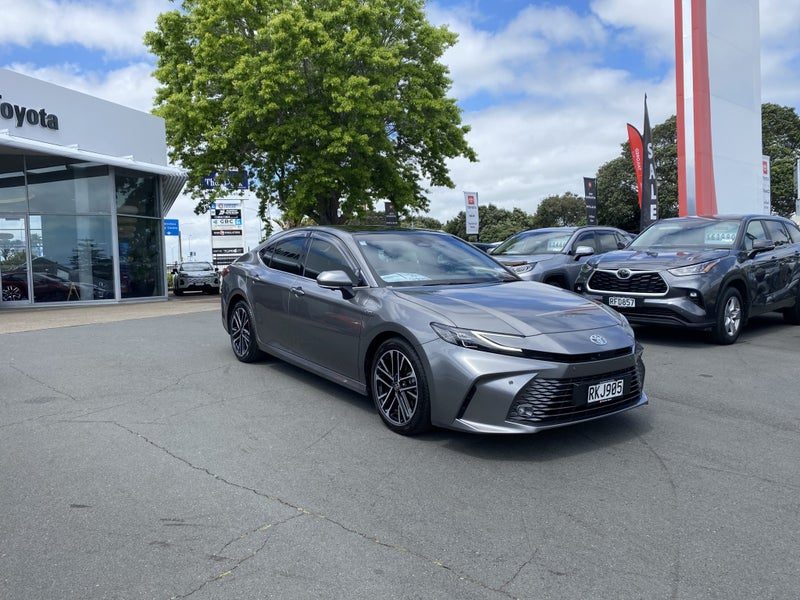 2025 Toyota Camry ZR 2.5P Hybrid