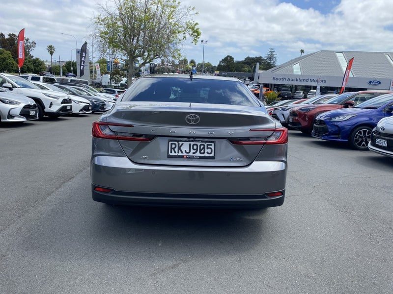 2025 Toyota Camry ZR 2.5P Hybrid, photo 3