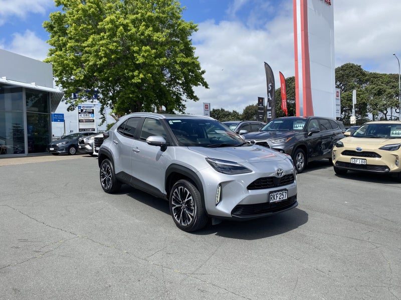 2025 Toyota Yaris Cross Limited 1.5P Hybrid