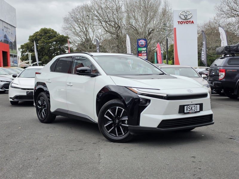 2026 Toyota bZ4X Pure