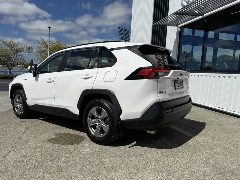 2024 Toyota RAV4 GX 2.5P HV ECVT AWD SUV, photo 3