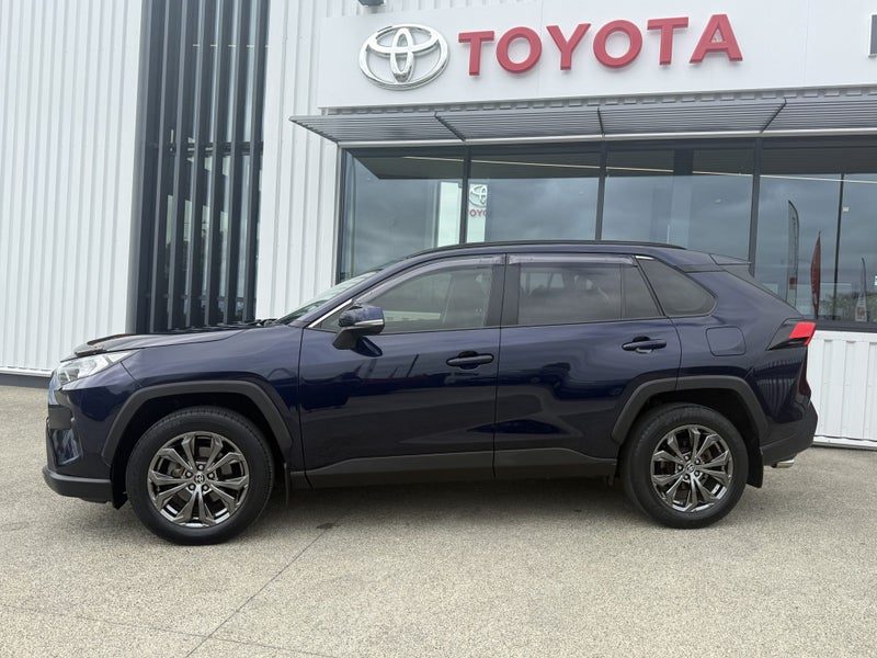 2022 Toyota RAV4 GXL 2.0P CVT FWD SUV, photo 2