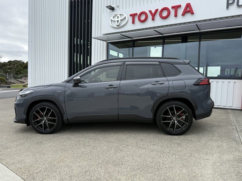 2026 Toyota Corolla Cross GR Sport, photo 2