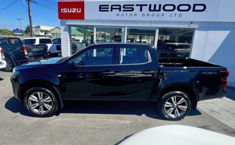 2026 Isuzu D-Max LX Double Cab 3.0D 4x4 6AT, photo 2