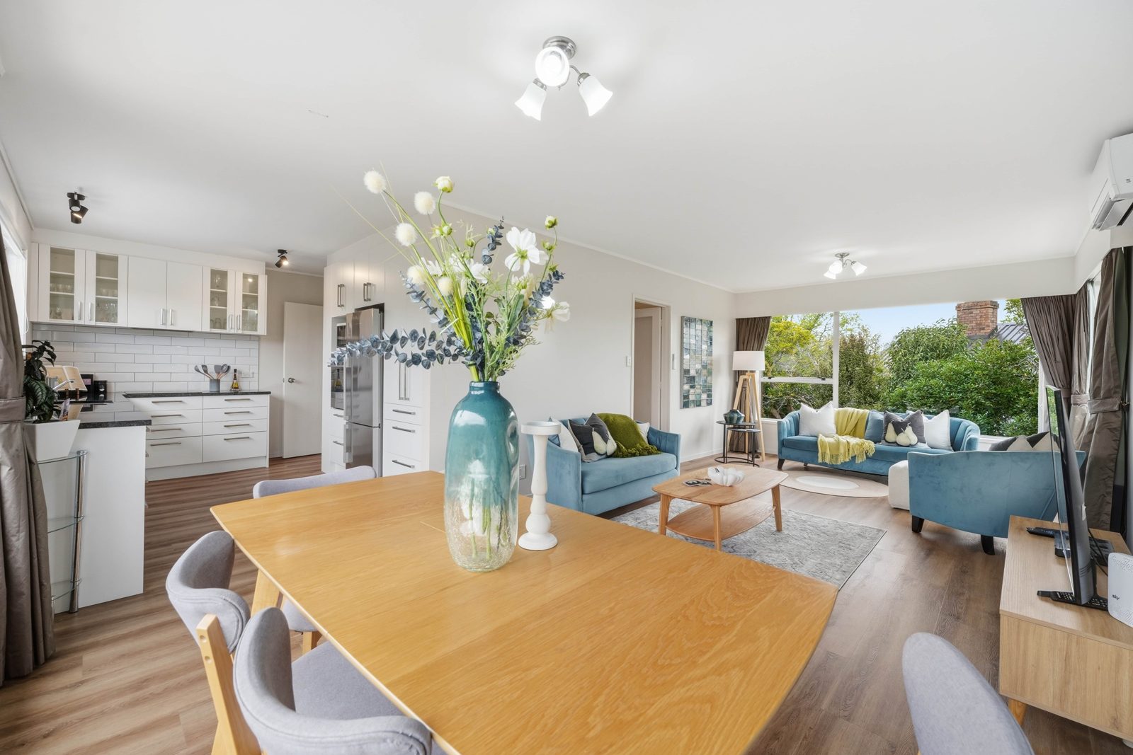 2/3 Bronwyn Place, Torbay, photo 2