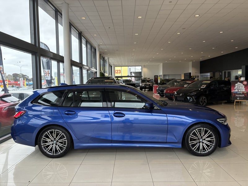 2020 BMW 320i 2.0P M SPORT, photo 3