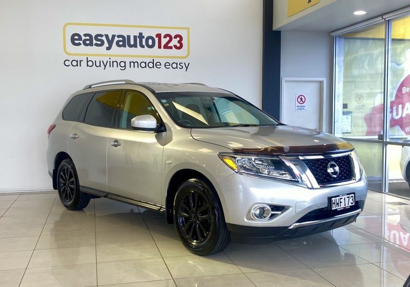 2014 Nissan Pathfinder St 3.5P6cvt/Sw5d7s