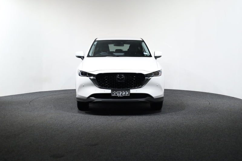 2026 Mazda CX-5 GSX AWD, photo 2