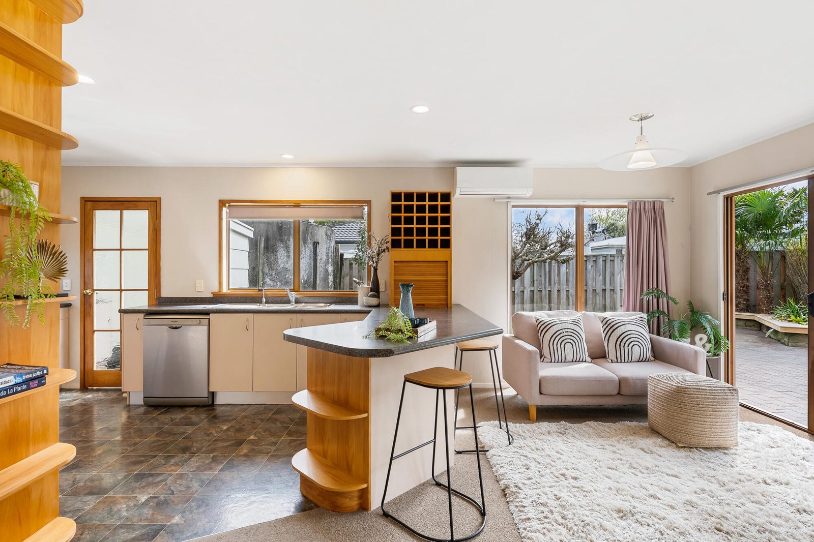 14 Sunkist Bay Road, Beachlands, photo 10