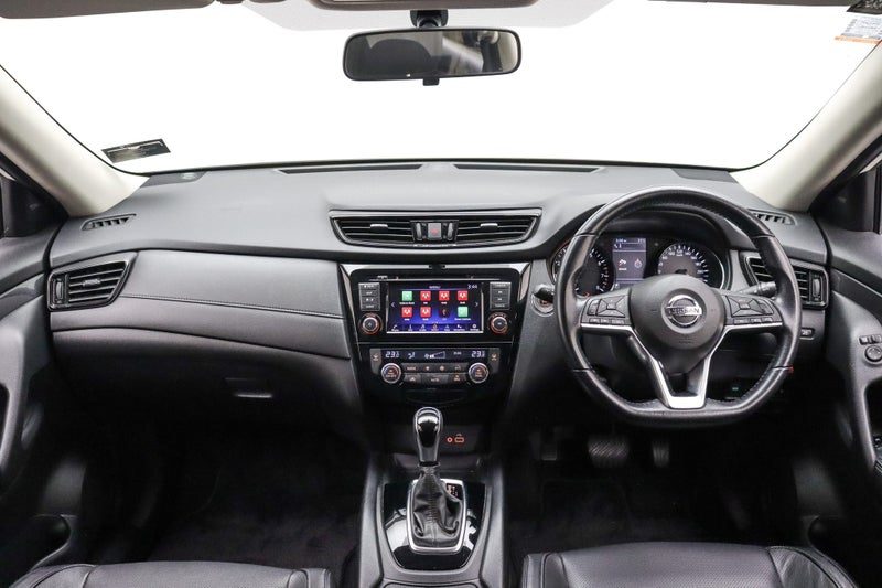 2022 Nissan X-Trail 2WD ST-L 7 18, photo 2