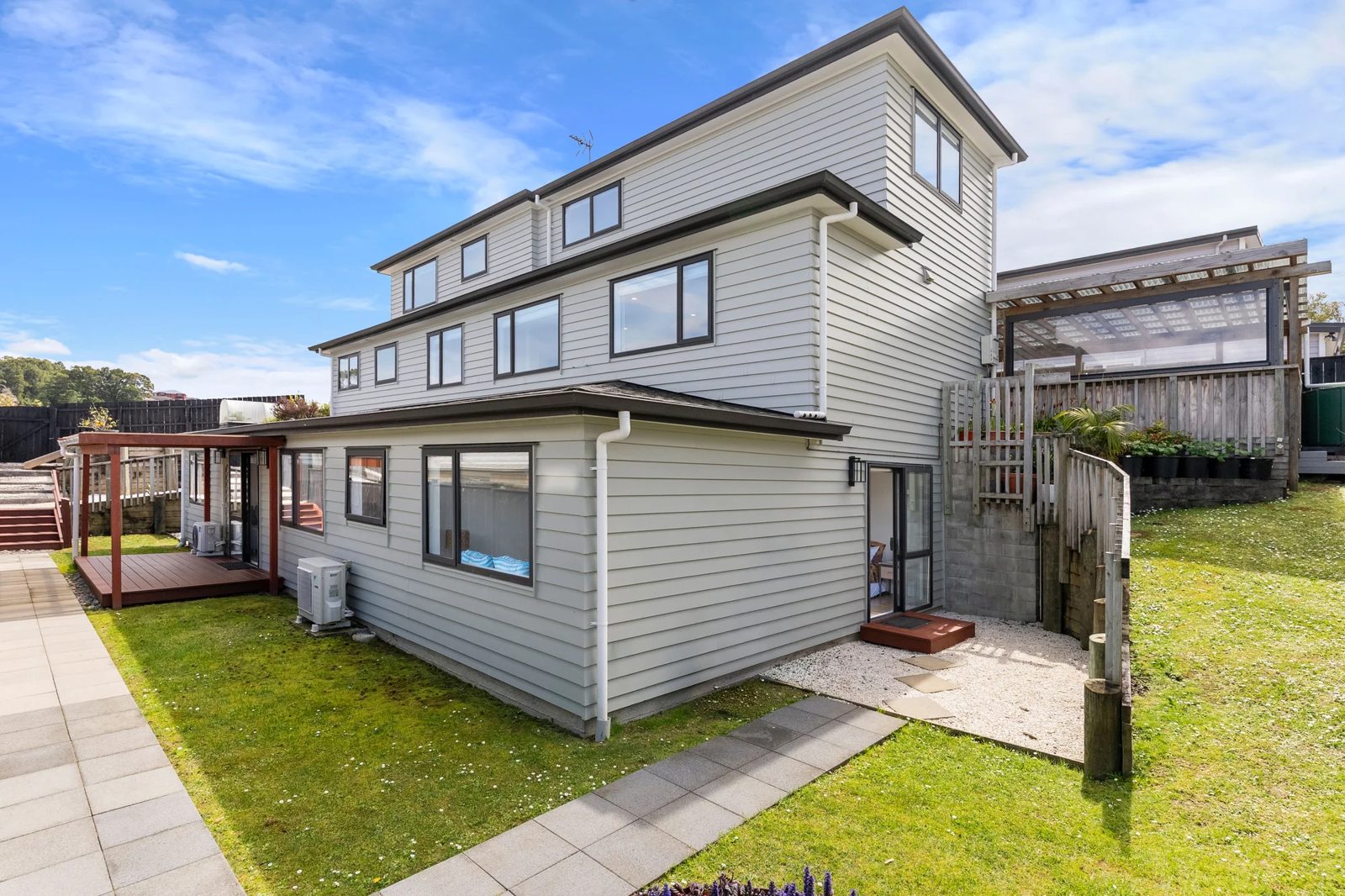 157 Tiriwa Drive, Massey, photo 1