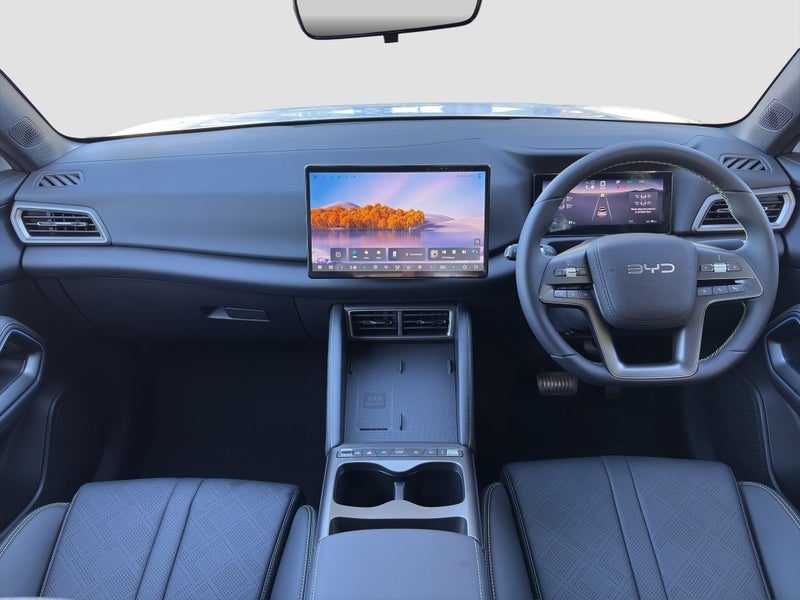 2026 BYD ATTO 2 PREMIUM PHEV - SKI WHITE, photo 3