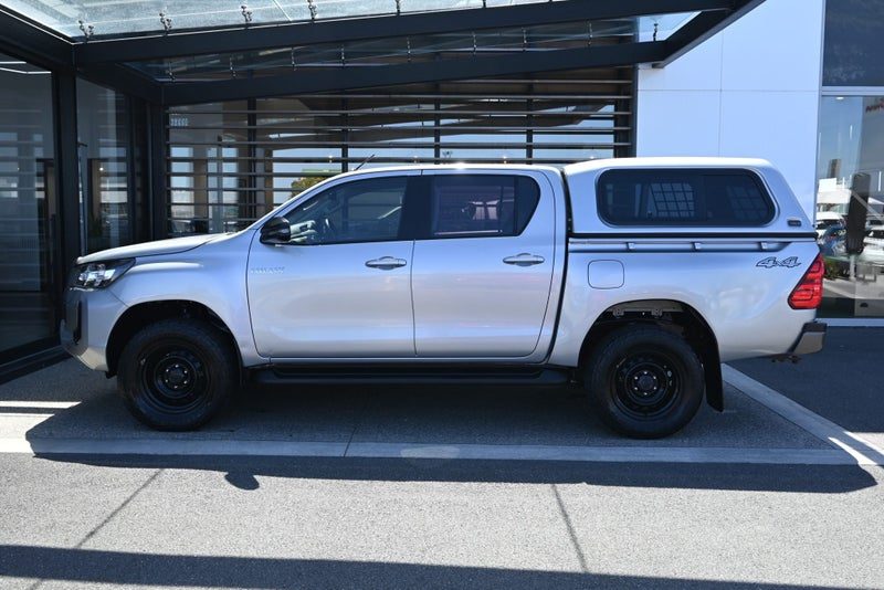 2023 Toyota Hilux SR 2.8 Turbo Diesel 4WD Utility, photo 3