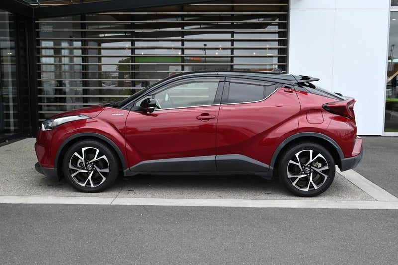 2018 Toyota C-HR 1.8 Petrol Hybrid G FWD SUV, photo 3