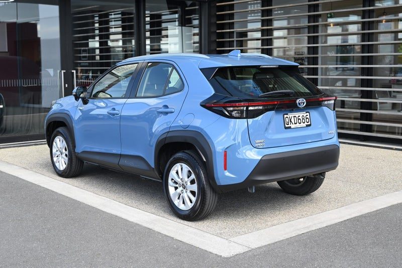 2024 Toyota Yaris Cross GX, photo 2