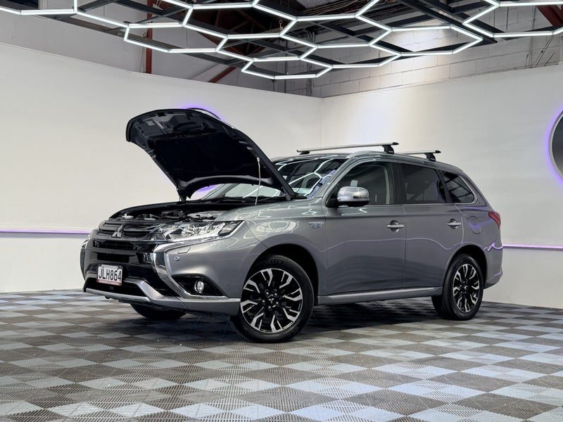 2015 Mitsubishi Outlander VRX PHEV 4X4, photo 3