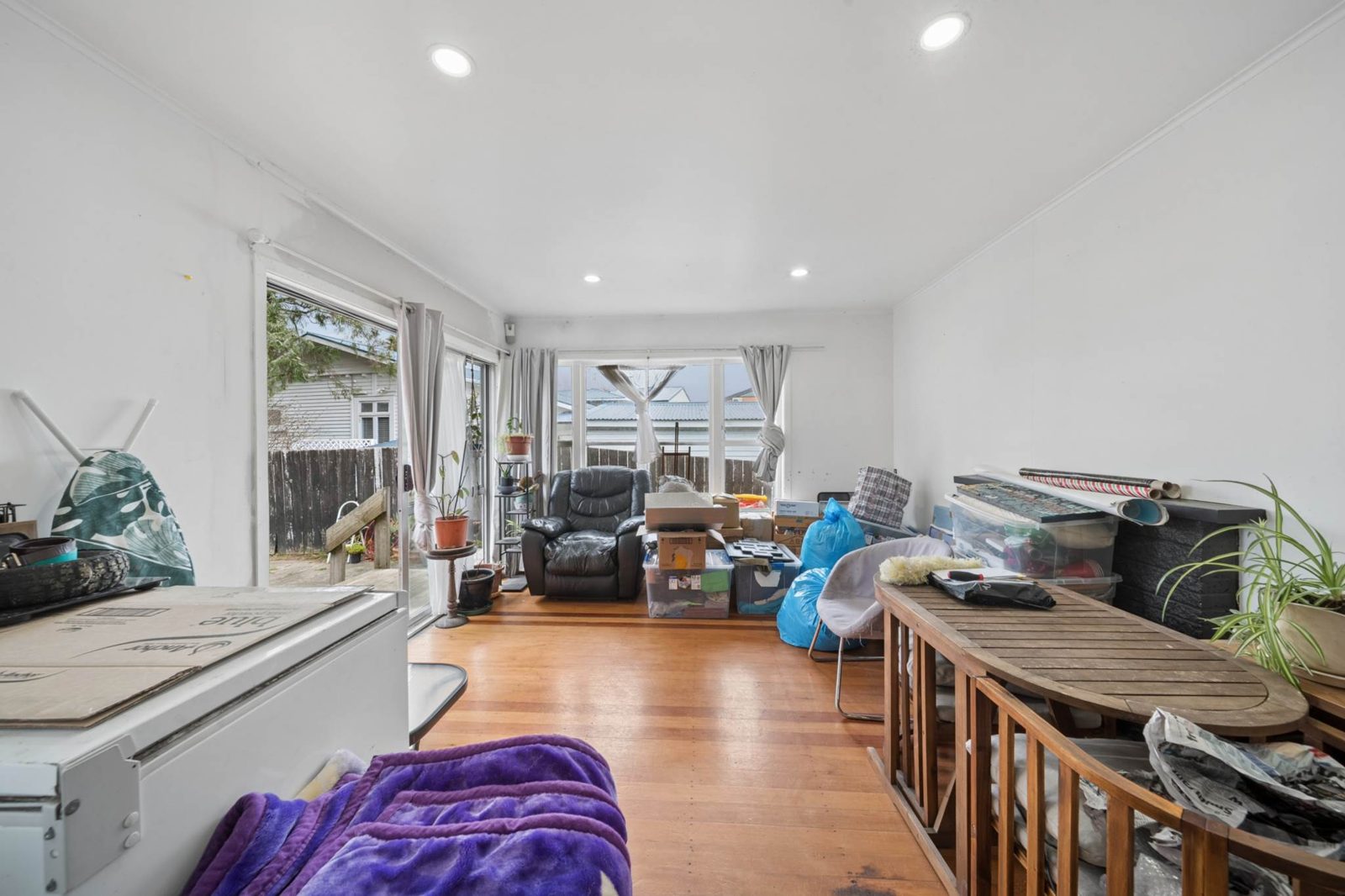 315 Massey Road, Mangere East, photo 3