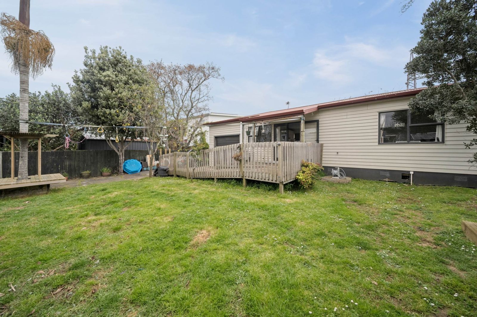 315 Massey Road, Mangere East, photo 10