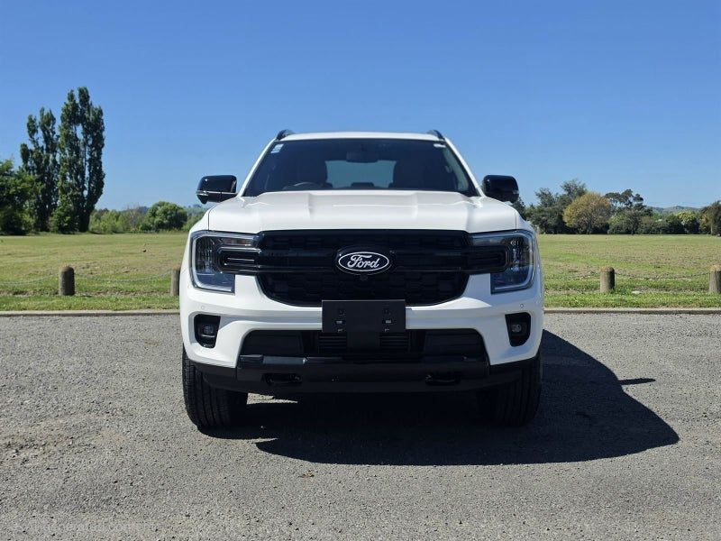 2026 Ford Everest SPORT, photo 2