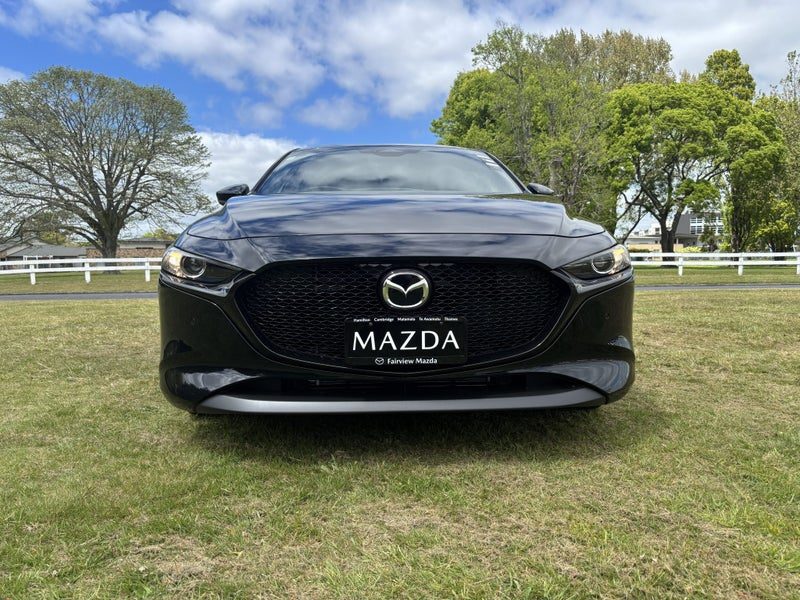 2026 Mazda 3 SP25 2.5L PETROL HATCH, photo 2