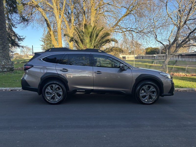2022 Subaru Outback SPORT AWD 2.5L PETROL, photo 2