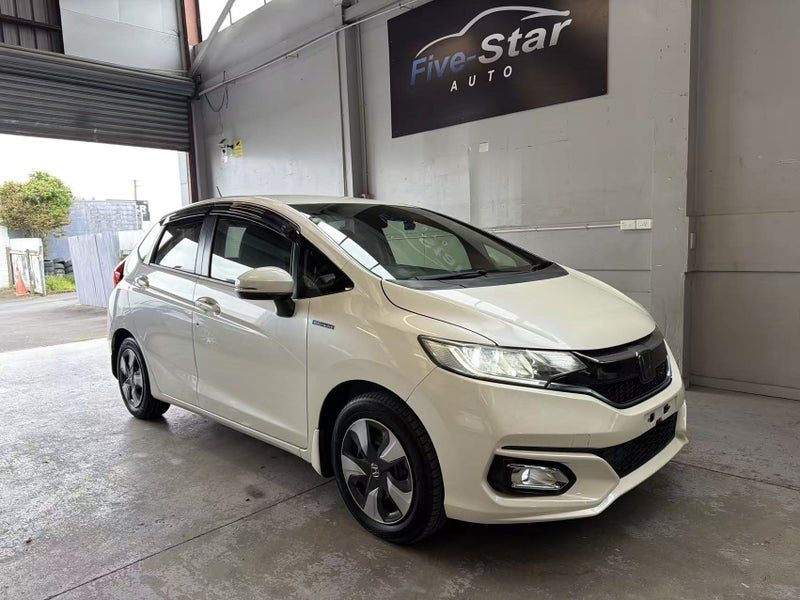 2017 Honda Fit Hybrid half Leather