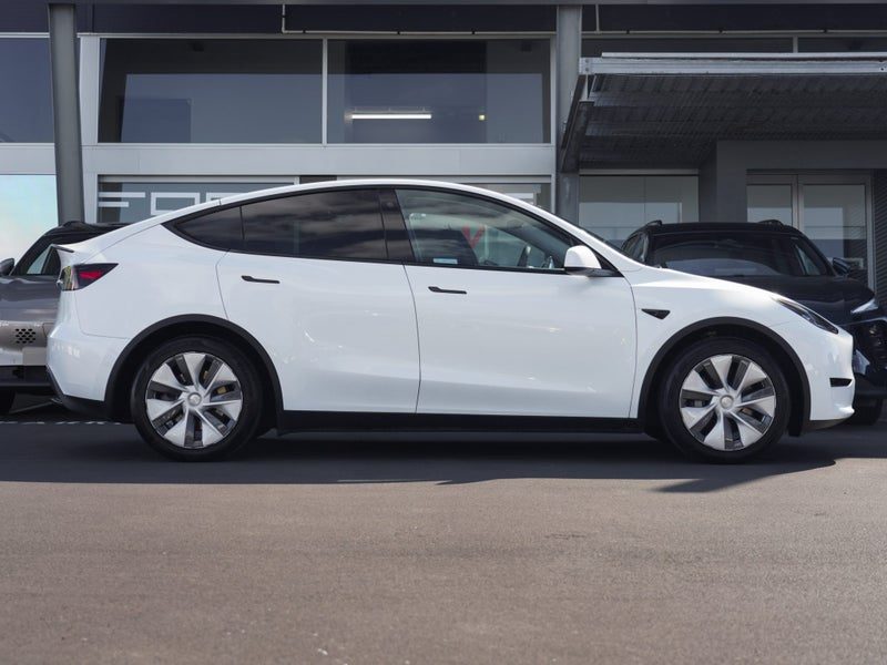 2022 Tesla Model Y Rear Wheel Drive 60K